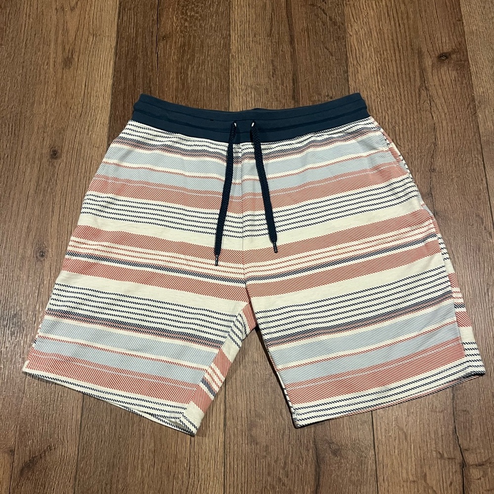No Boundaries Men's Striped Swim Shorts - Cream, Blue, Tan